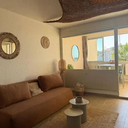 Vue Port, Piscine Et Parking 4 Couchages Entierement Renove Appartement *
