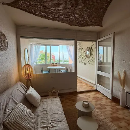 4 Couchages Vue Port Avec Piscine Et Parking Apartment *