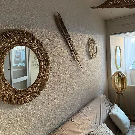 4 Couchages Vue Port Avec Piscine Et Parking